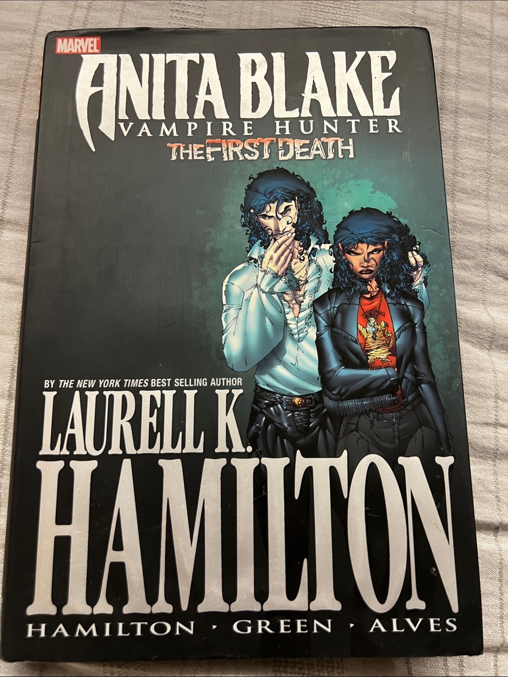 Marvel Anita Blake Vampire Hunter Cover Art – Black, Teal, Red, White
